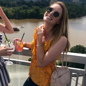 Meet your Posher, Sophia